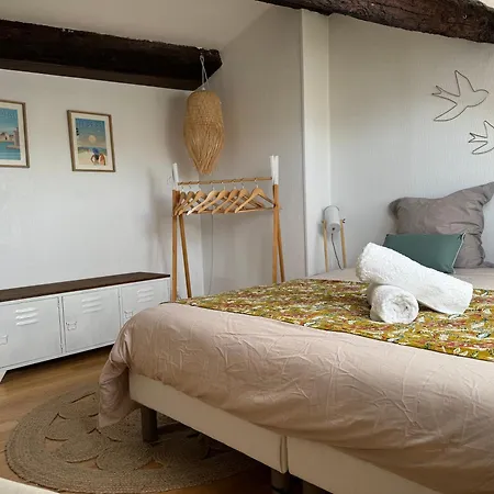 ღ La Rochelaise • Vue Sur Le Vieux-port