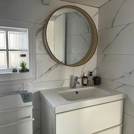 ღ La Rochelaise • Vue Sur Le Vieux-port *