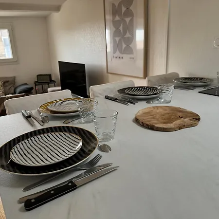 ღ La Rochelaise • Vue Sur Le Vieux-port * La Rochelle (Charente-Maritime)