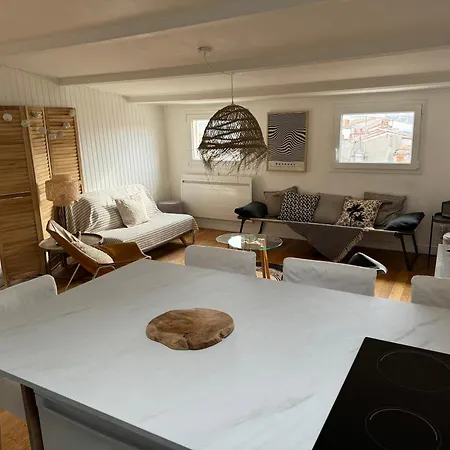 ღ La Rochelaise • Vue Sur Le Vieux-port * La Rochelle (Charente-Maritime)