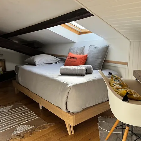 ღ La Rochelaise • Vue Sur Le Vieux-port * La Rochelle (Charente-Maritime)